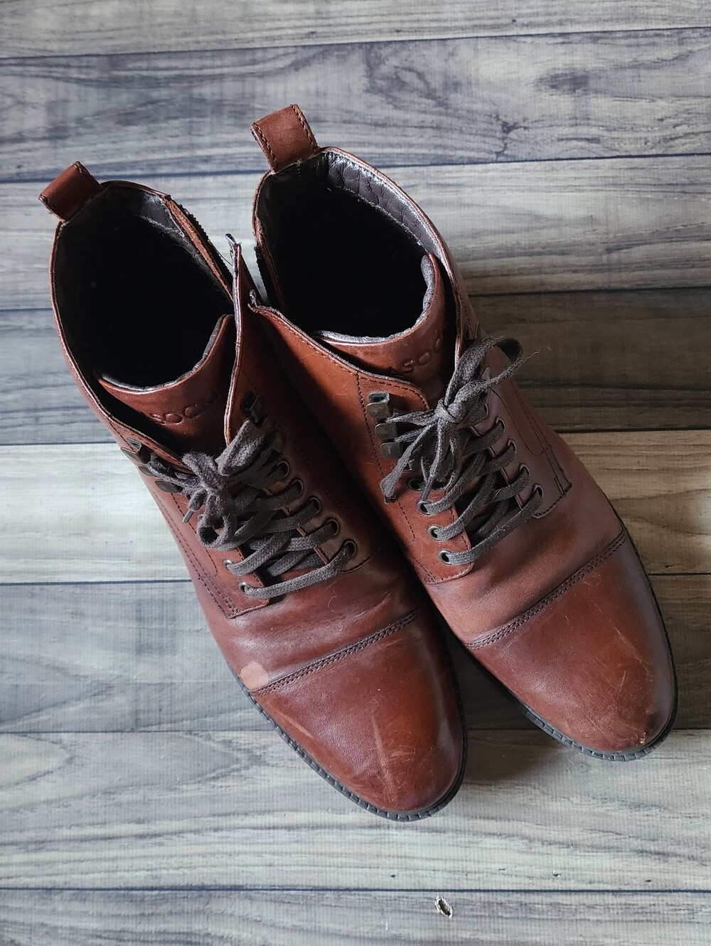 Lasocki Men's Red/Brown Chukka Lace-Up Boots